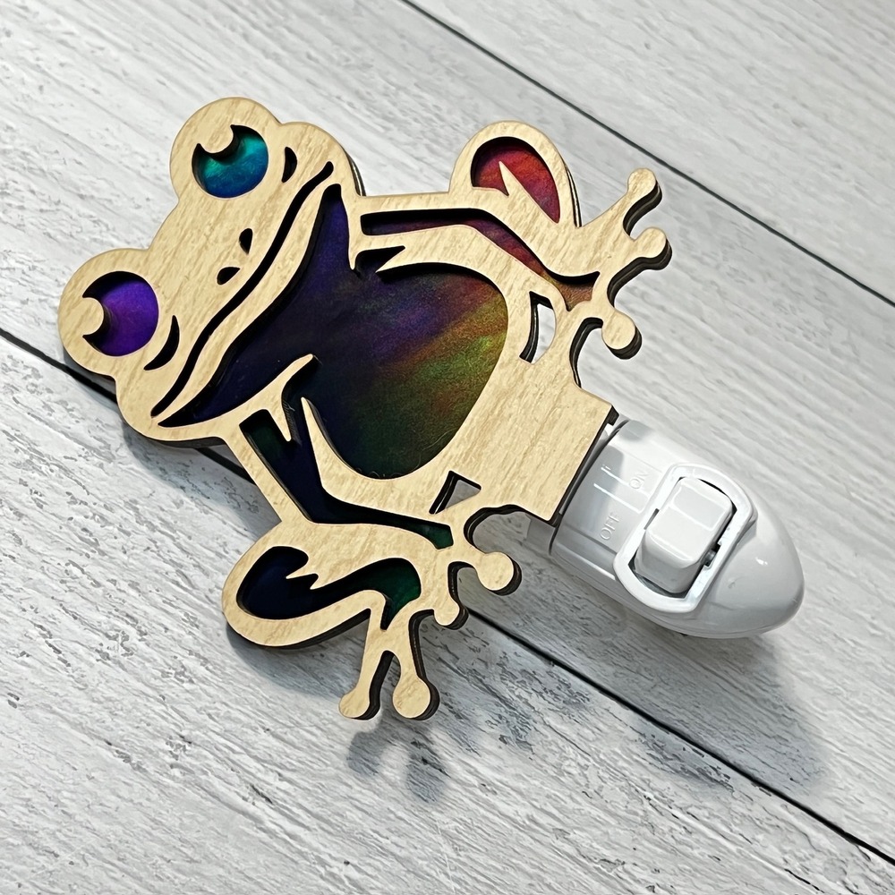 Rainbow Iridescent Frog Wood Plug In Night Light Handmade Whimsical Decor 4x4‎ - Picture 5 of 9